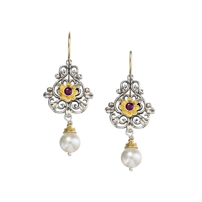 Earrings in 18K solid Yellow Gold