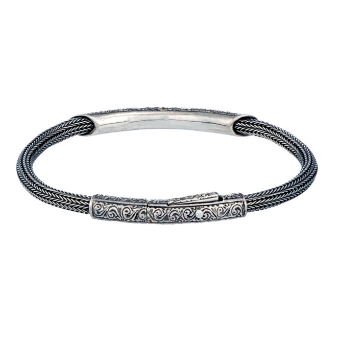 this magnificent bracelet is a testament to the artistry and dedication that go into every piece we create.